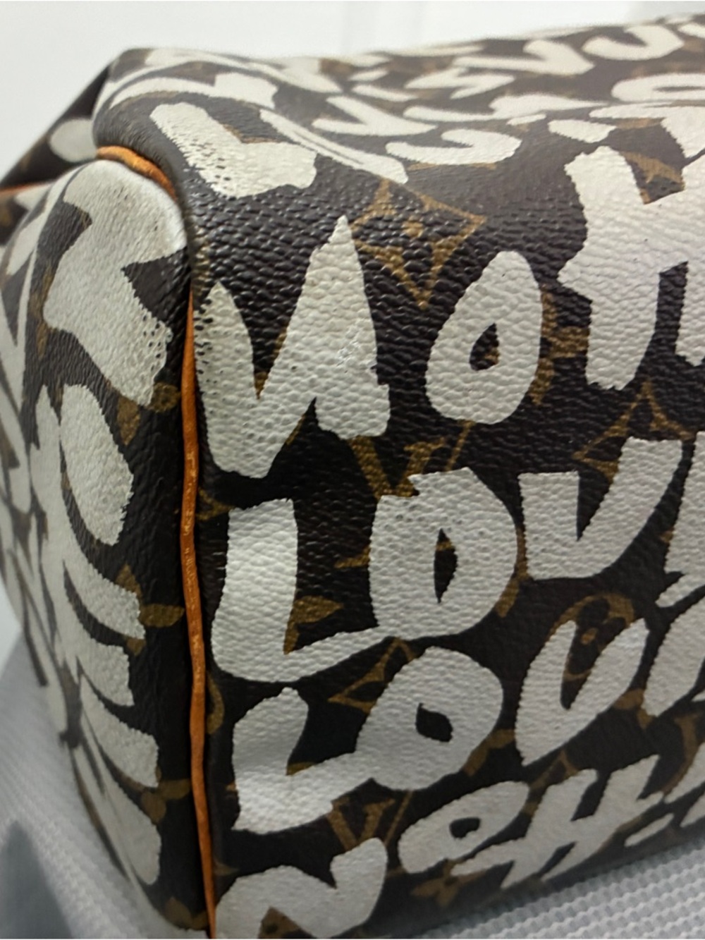 Louis Vuitton Graffiti Sprouse Speedy 30, a rare limited edition handbag-used - Picture 8 of 13